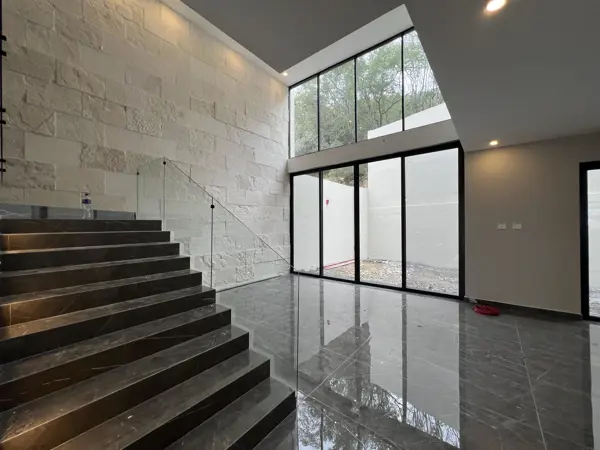 Casa en venta en Bosques de las Misiones Sector Reserva, Santiago — foto 2 de 27