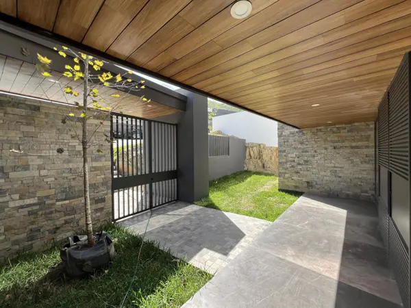 Casa en venta en Sierra Alta, Monterrey — foto 2 de 32