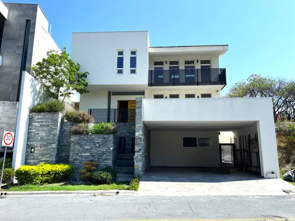 Casa en Venta Sierra Alta Zona Carretera Nacional Monterrey