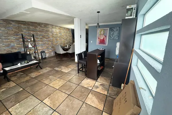 Casa en venta en Valle Dorado, Saltillo — foto 3 de 10