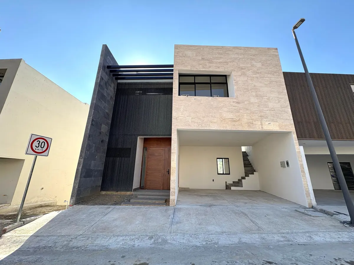Casa en venta en Fraccionamiento Los Olivos Residencial, Santiago — foto 1 de 10