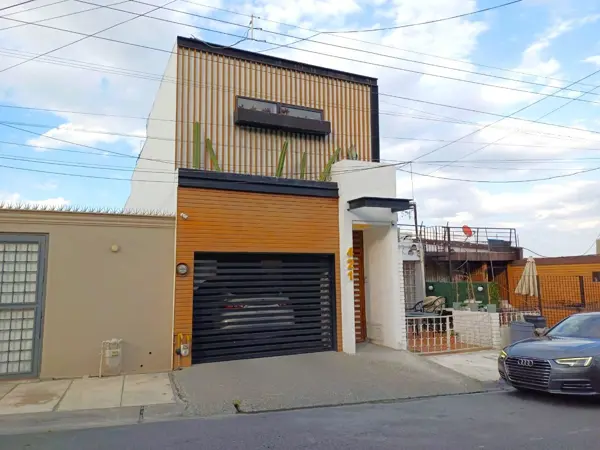CASA EN VENTA VISTA HERMOSA ZONA MONTERREY