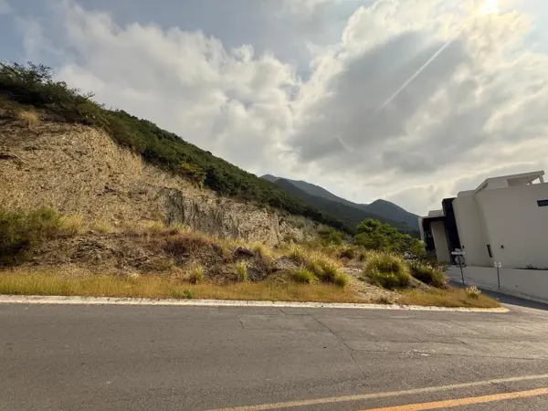 Terreno en venta en Residencial y Club de Golf la Herradura, Monterrey — foto 2 de 5