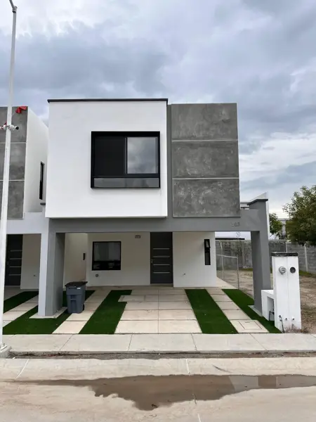 Residencia en Fraccionamiento con Amenidades en Zona Sur de León