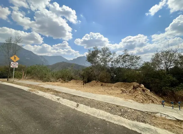 Terreno en venta en Sierra Alta, Monterrey — foto 3 de 4