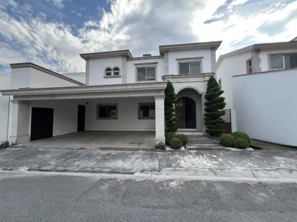 Casa en Venta Sierra Alta Zona Carretera Nacional Monterrey