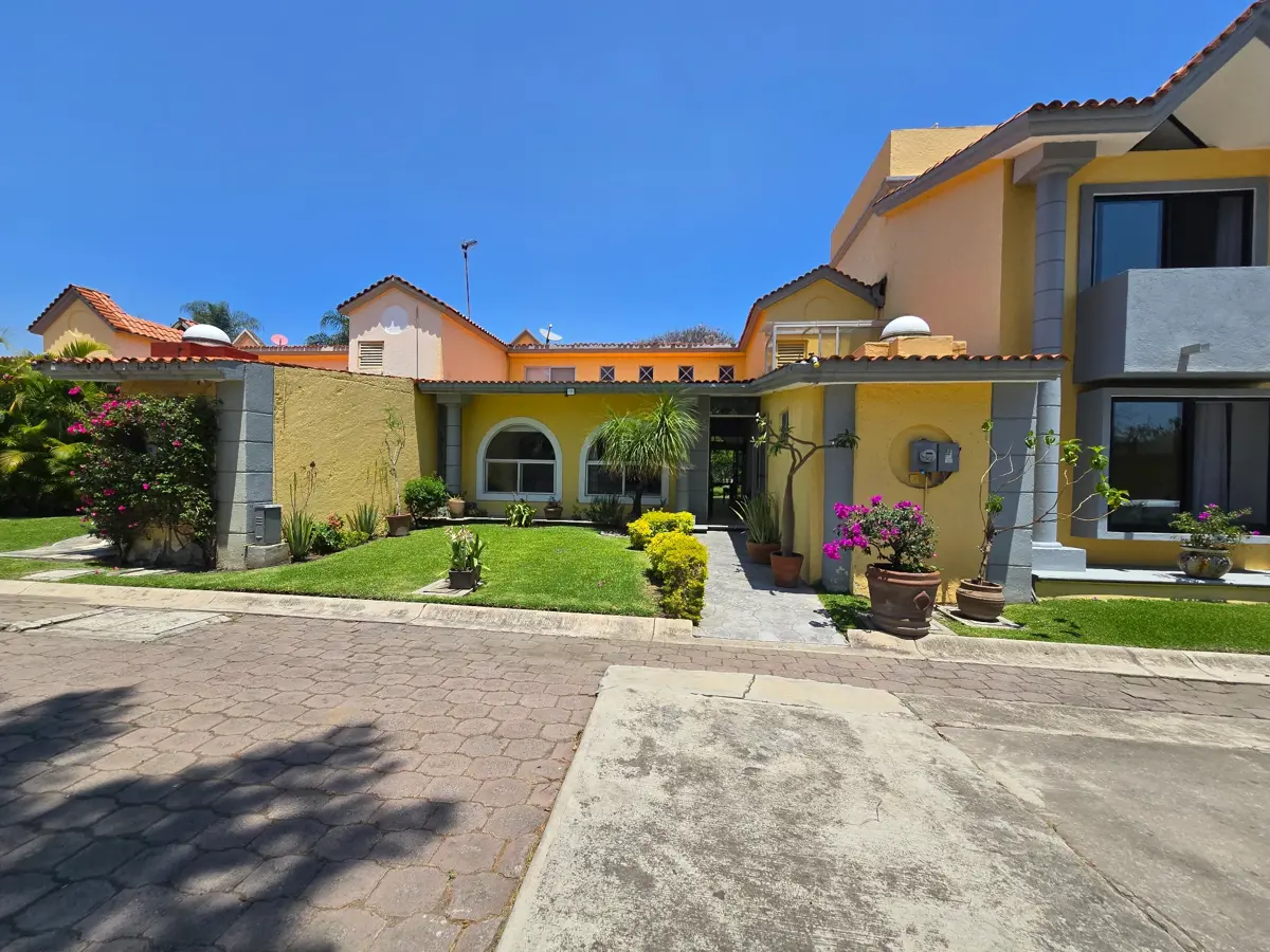 Casa en venta en El Paraíso, Jiutepec — foto 1 de 34