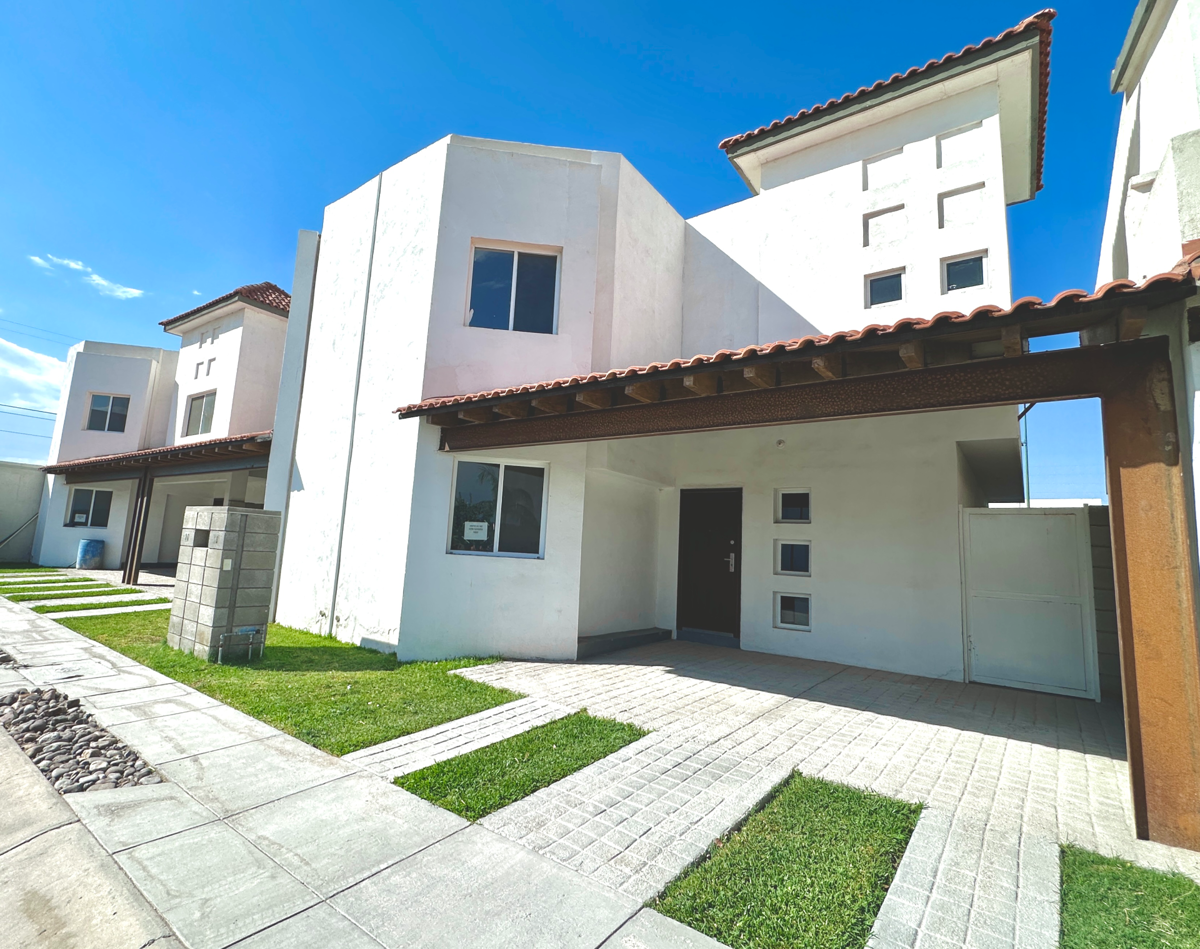 Casa en venta en Las Lomas, Torreón — foto 1 de 33