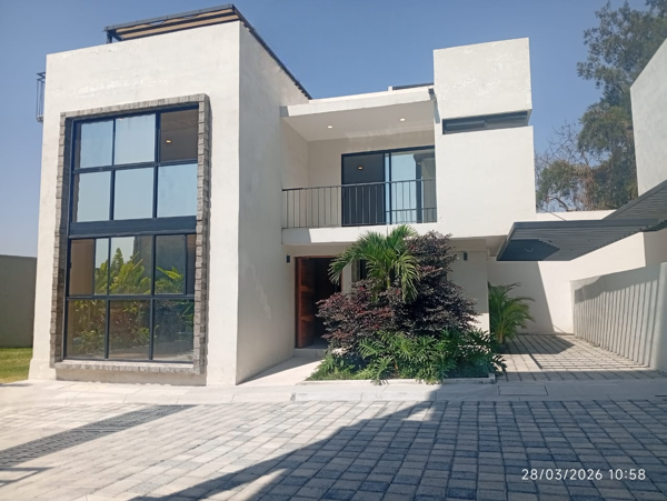 En Venta Hermosa Casa en Venta Ubicada en Oaxtepec — foto 1 de 9