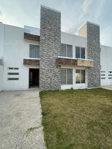Casa Nueva en Venta Fraccionamiento La Esfera a 3 min de Paseo Central Casa Nueva en Venta Fraccionamiento La Esfera a 3 min de Paseo Central