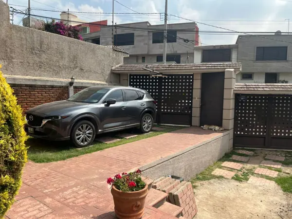 Casa en venta en Paseos del Bosque, Naucalpan de Juárez — foto 2 de 37