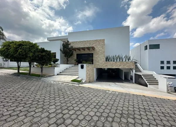 Casa en venta en Prado Largo, Atizapán de Zaragoza — foto 2 de 47