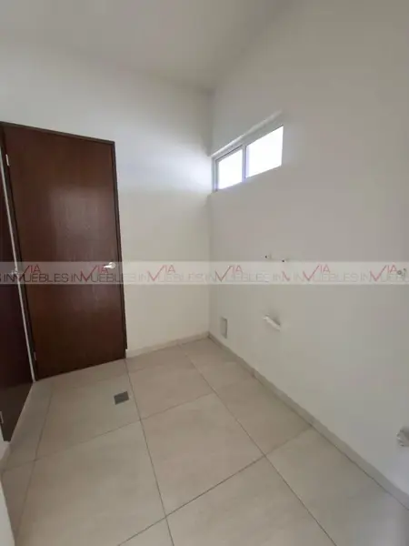 Casa en renta en Santoral, García — foto 2 de 16