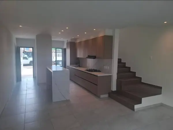 Casa en venta en Puerta de la Laguna, Tepic — foto 2 de 12