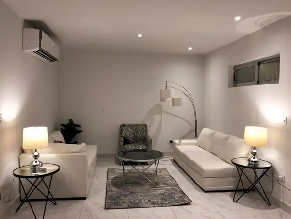 Renta Departamento 2 REC Amueblado en Apodaca Nave 01