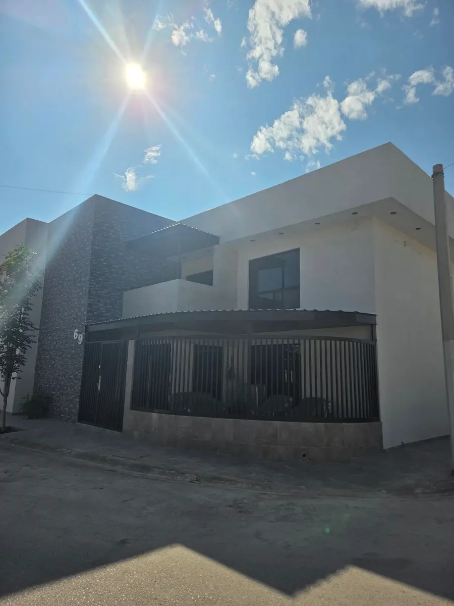 Casa en renta en Villas del Sol, Torreón — foto 1 de 12