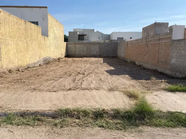 Terreno en venta en Las Quintas, Torreón — foto 2 de 3