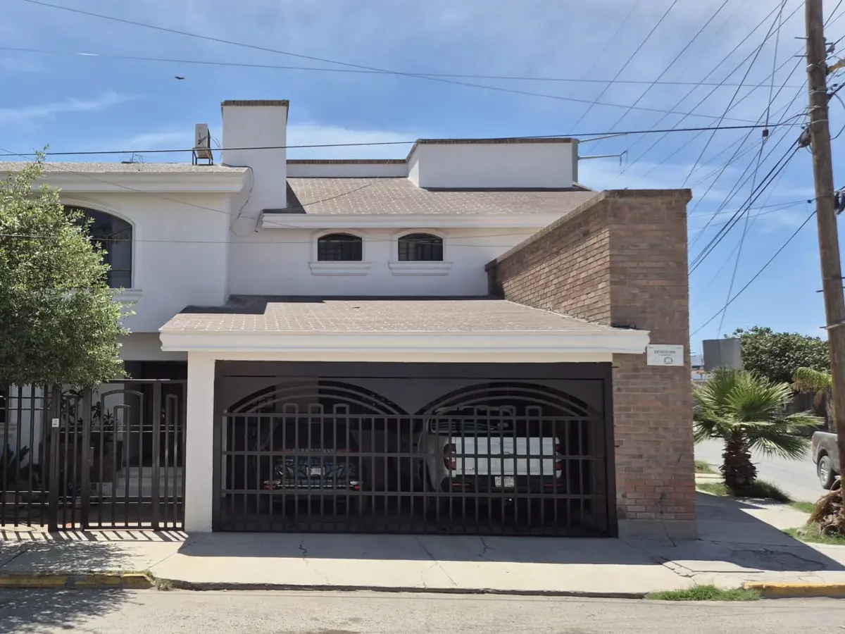 Casa en Venta en El Campestre, Gómez Palacio, Durango - Amplia Propiedad Residencial Casa en Venta en El Campestre, Gómez Palacio, Durango - Amplia Propiedad Residencial