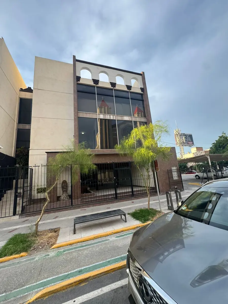 Edificio en renta en Torreon Centro, Torreón — foto 1 de 18