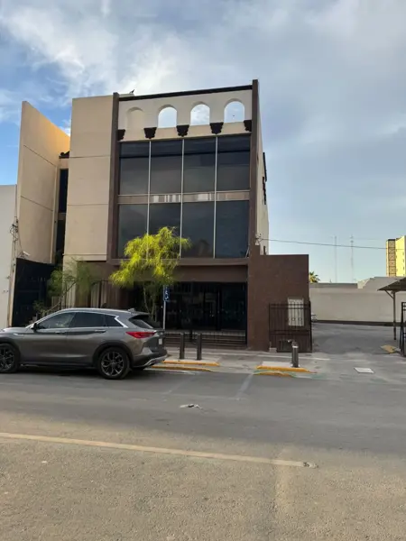 Edificio en renta en Torreon Centro, Torreón — foto 2 de 18