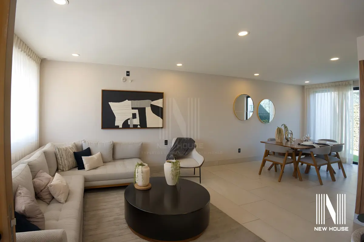 Casa en venta en Sierra Nogal, León — foto 1 de 22