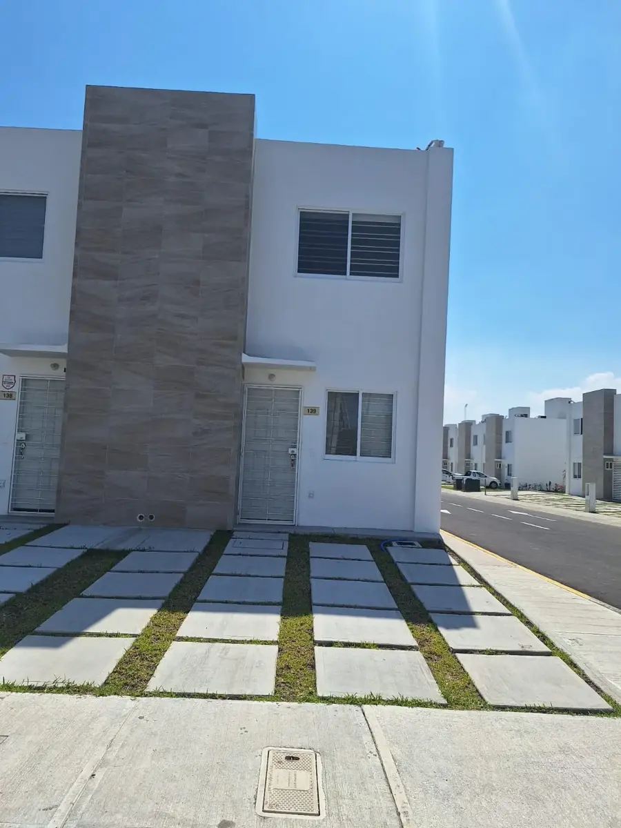 Casa en renta en Los Héroes Veracruz, Veracruz — foto 1 de 13