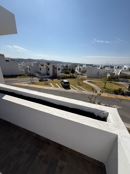 Casa en venta en El Condado, Corregidora — foto 2 de 28