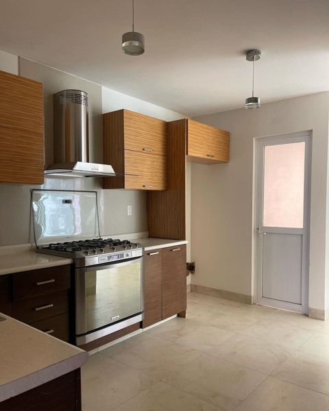Casa en venta en Residencial Punta del Este, León — foto 2 de 9