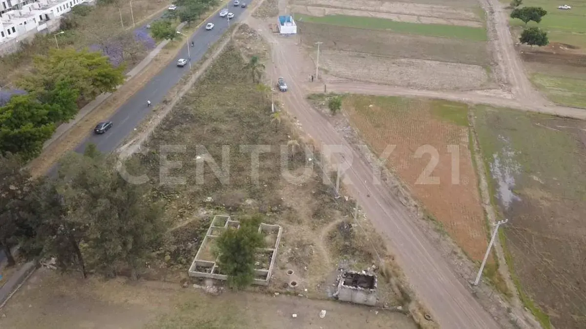 Terreno en venta en Valle de San Sebastianito, San Pedro Tlaquepaque — foto 1 de 5