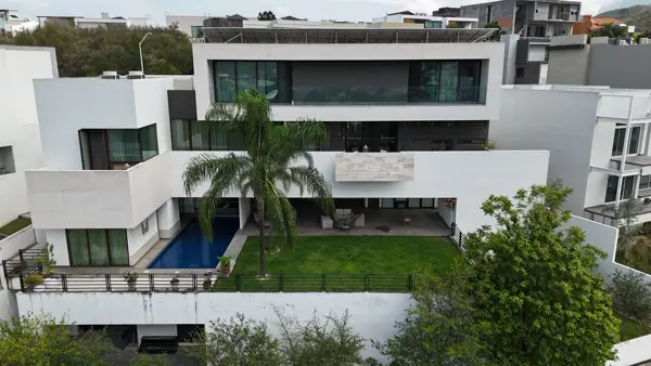 Casa en Venta en Sierra Alta, Monterrey, Nuevo León 2