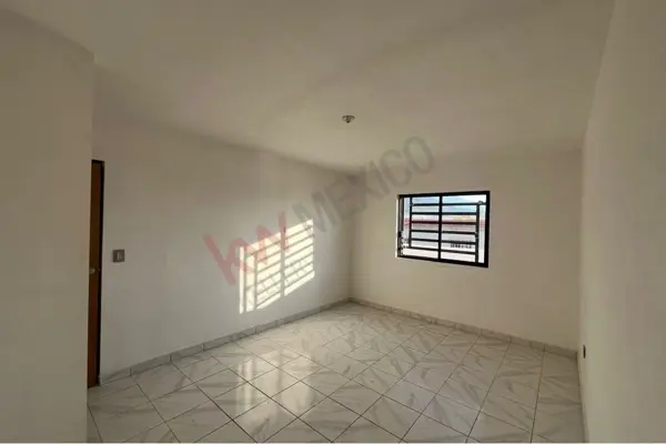 Casa en venta en Niños Heroes, Saltillo — foto 2 de 7