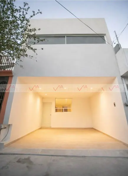 Casa en venta en Lazaro Garza Ayala, San Pedro Garza García — foto 3 de 17