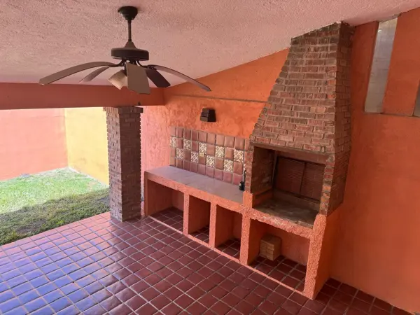 VENTA CASA ZONA LAZARO CARDENAS MONTERREY VENTA CASA ZONA LAZARO CARDENAS MONTERREY