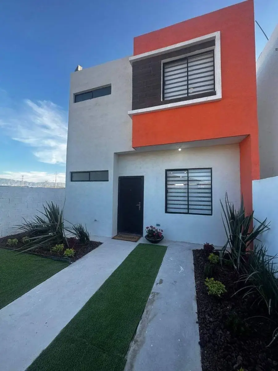 Casa en venta en El Cactus, Ramos Arizpe — foto 1 de 12