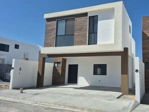Casa en venta en Ciudad Mirasierra, Saltillo — foto 3 de 12