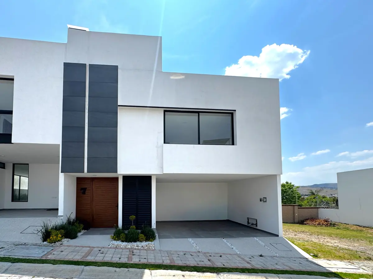 Casa en venta en Lomas de Angelópolis, Ocoyucan — foto 1 de 20