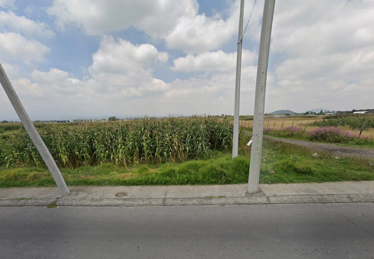 Terreno en venta en San Miguel Totocuitlapilco, Metepec — foto 1 de 2