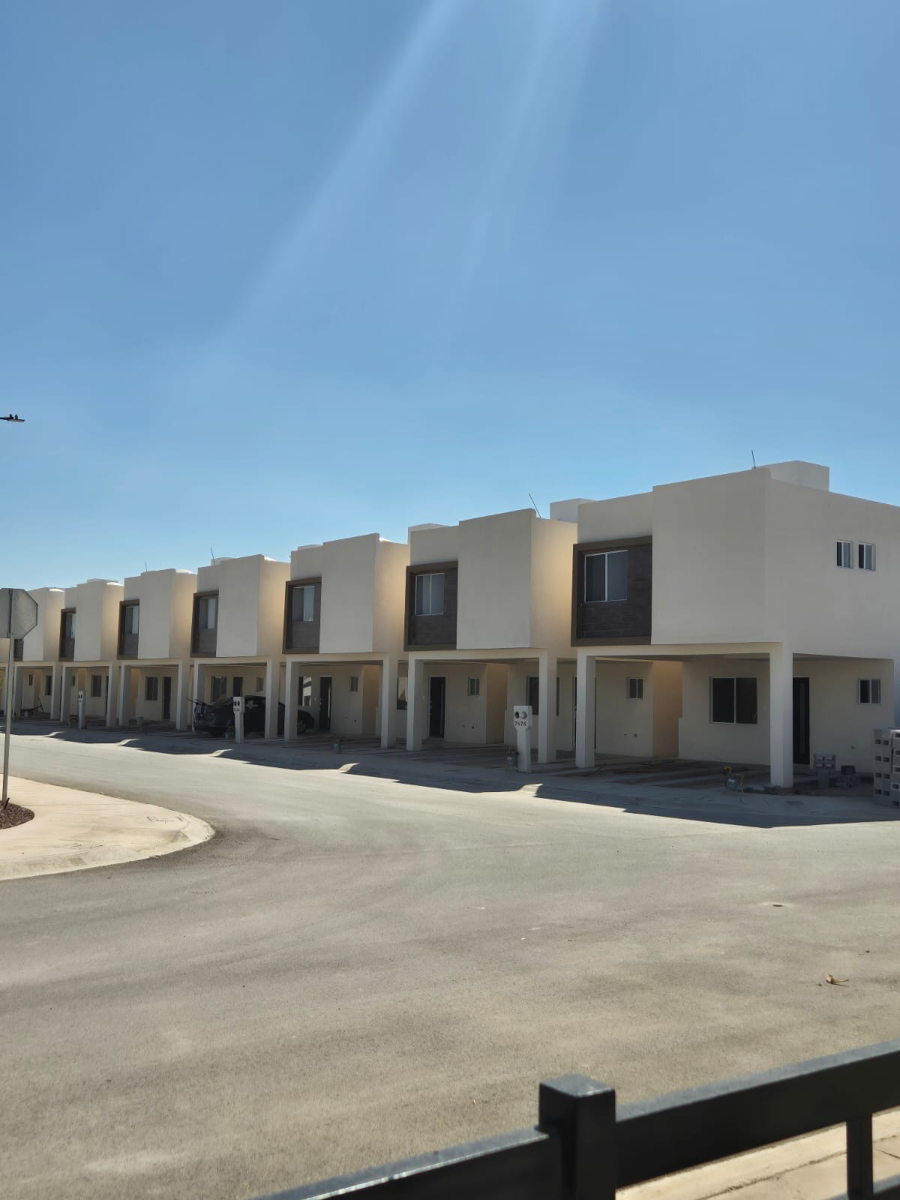 Casa en venta en Manantiales Residencial, Torreón — foto 1 de 20