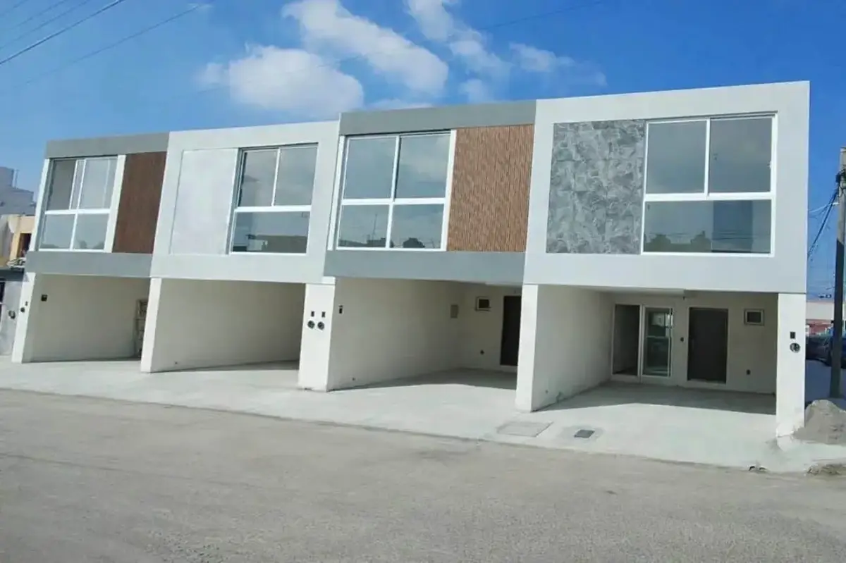 Casa en venta en Lomas de Rio Medio, Veracruz — foto 1 de 13