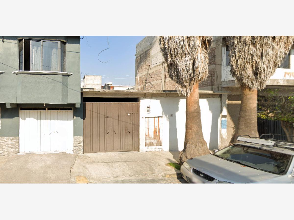 Casa en venta en Juarez Pantitlan, Nezahualcóyotl — foto 1 de 18
