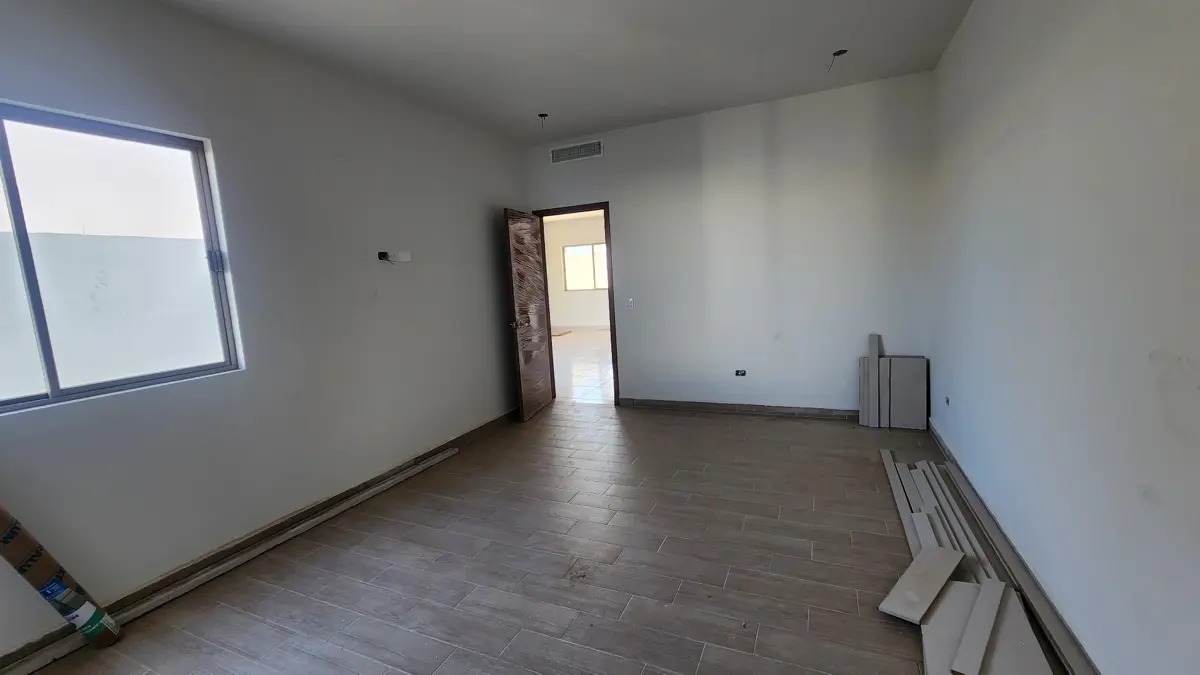Vista 5 de Casa en Venta en Viñedos con Recámara en Planta Baja