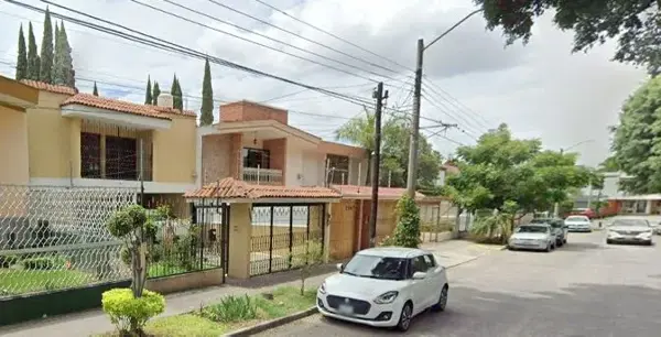 Casa en venta en Bosques de La Victoria, Guadalajara — foto 3 de 14