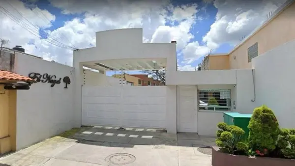 Casa en venta en San Jeronimo Chicahualco, Metepec — foto 2 de 11