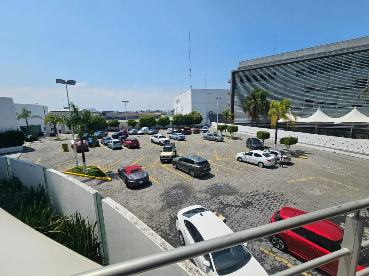 Oficina en renta en Ciudad Judicial, San Andrés Cholula — foto 1 de 27