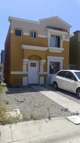 Casa en Venta en Urbi Quinta del Cedro, Tijuana - Excelente Ubicación