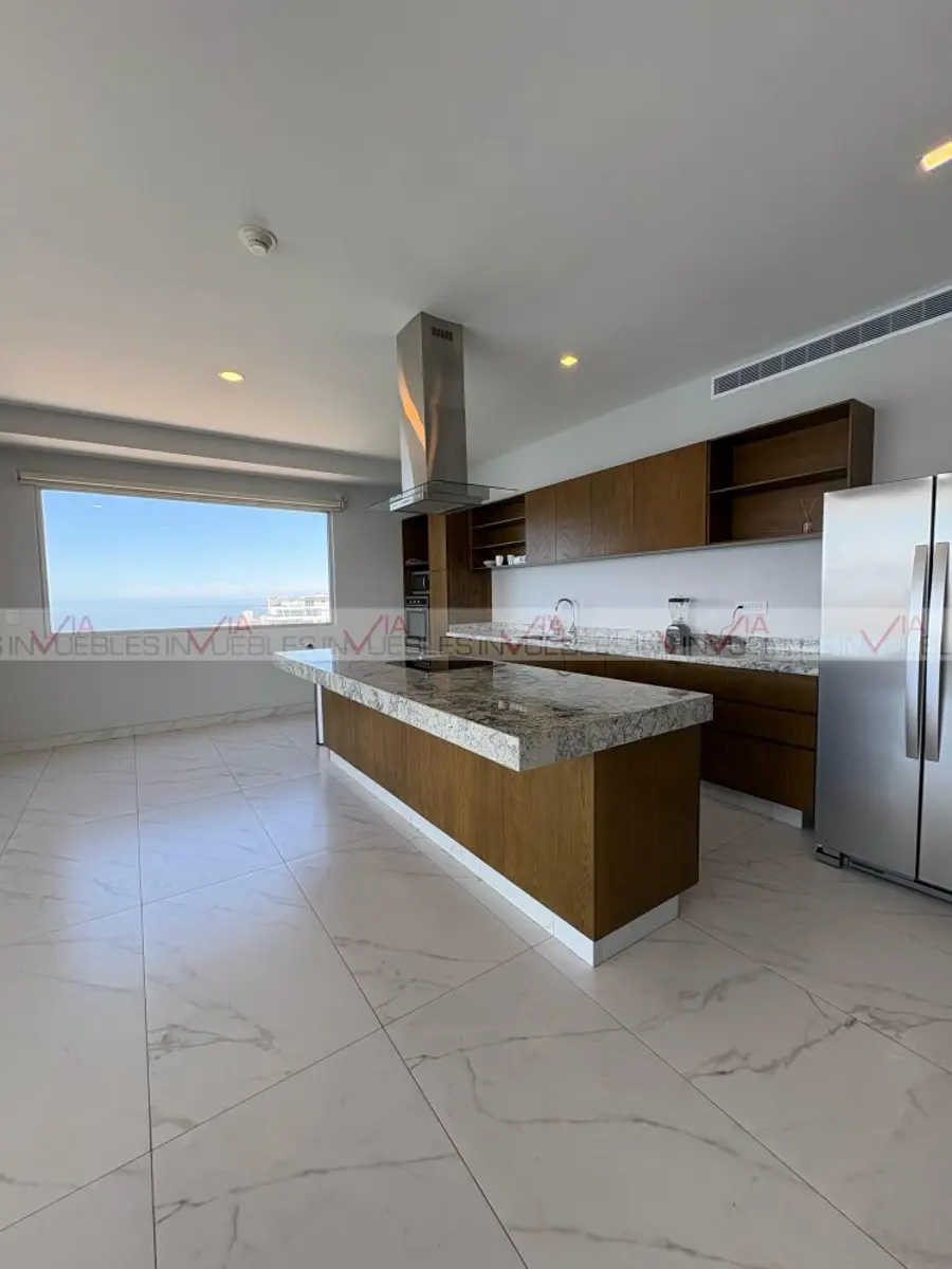 Departamento en venta en Zona Dorada, Mazatlán — foto 1 de 31