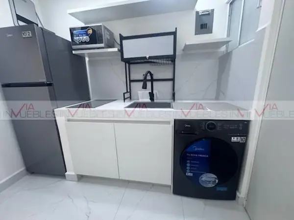 Departamento en renta en Lomas de Tampiquito, San Pedro Garza García — foto 3 de 10