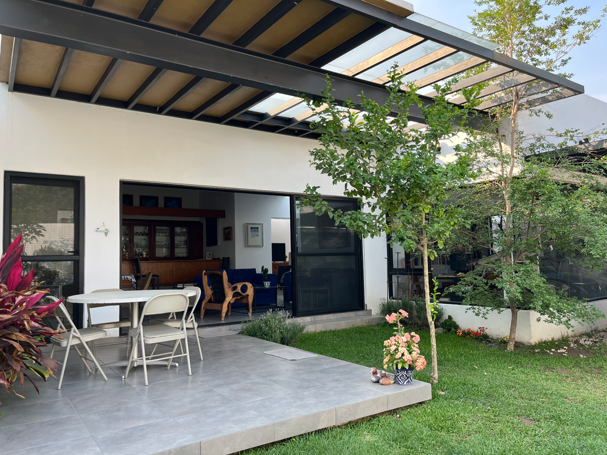 Casa en venta en Jose G Parres, Jiutepec — foto 1 de 17