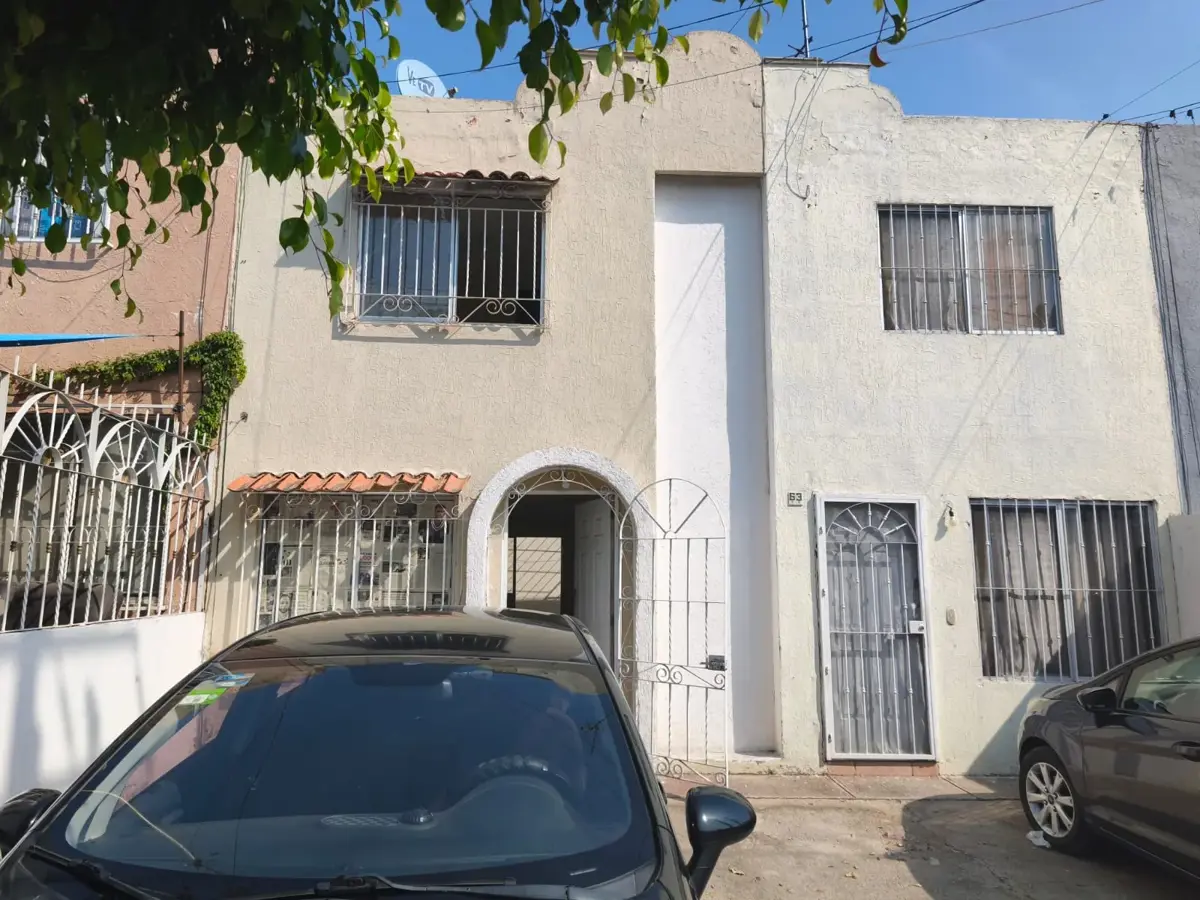 Casa en venta en Haciendas Del Valle, Zapopan — foto 1 de 12