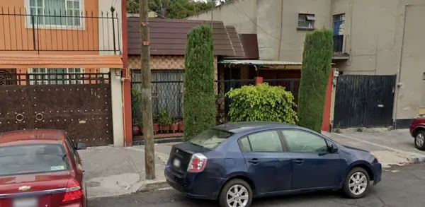 Casa en venta en Claveria, Azcapotzalco — foto 2 de 10